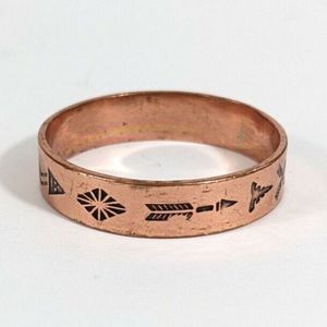 Size 13.5 southwestern Solid Copper Band Ring arrows stamps signed thumb rings